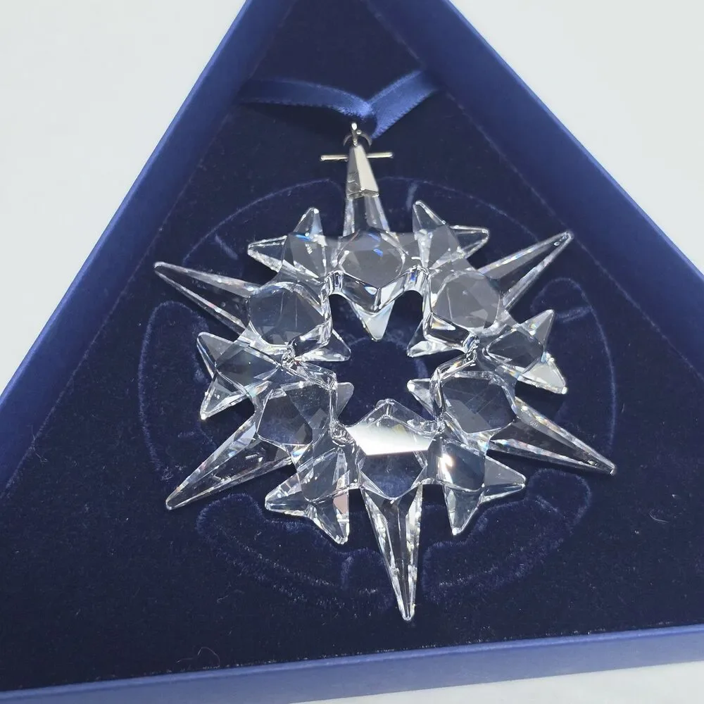 SWAROVSKI 2007 Holiday Ornament Crystal Snowflake Christmas Star in Box